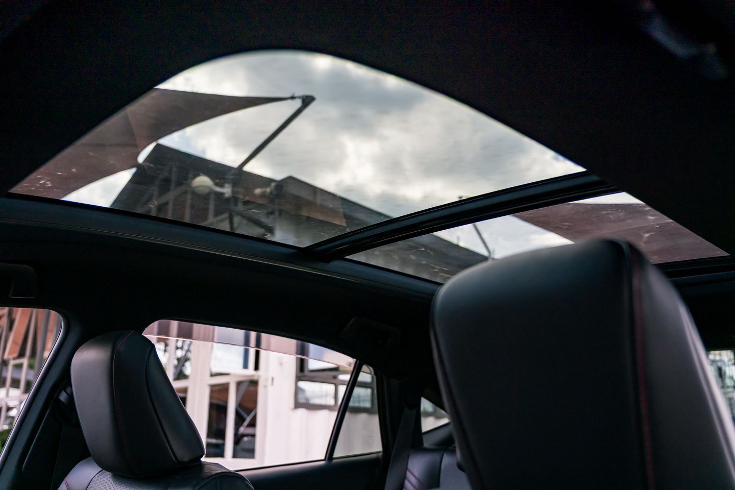 11dfb87c-0071-4251-ad2a-60aa33028efe