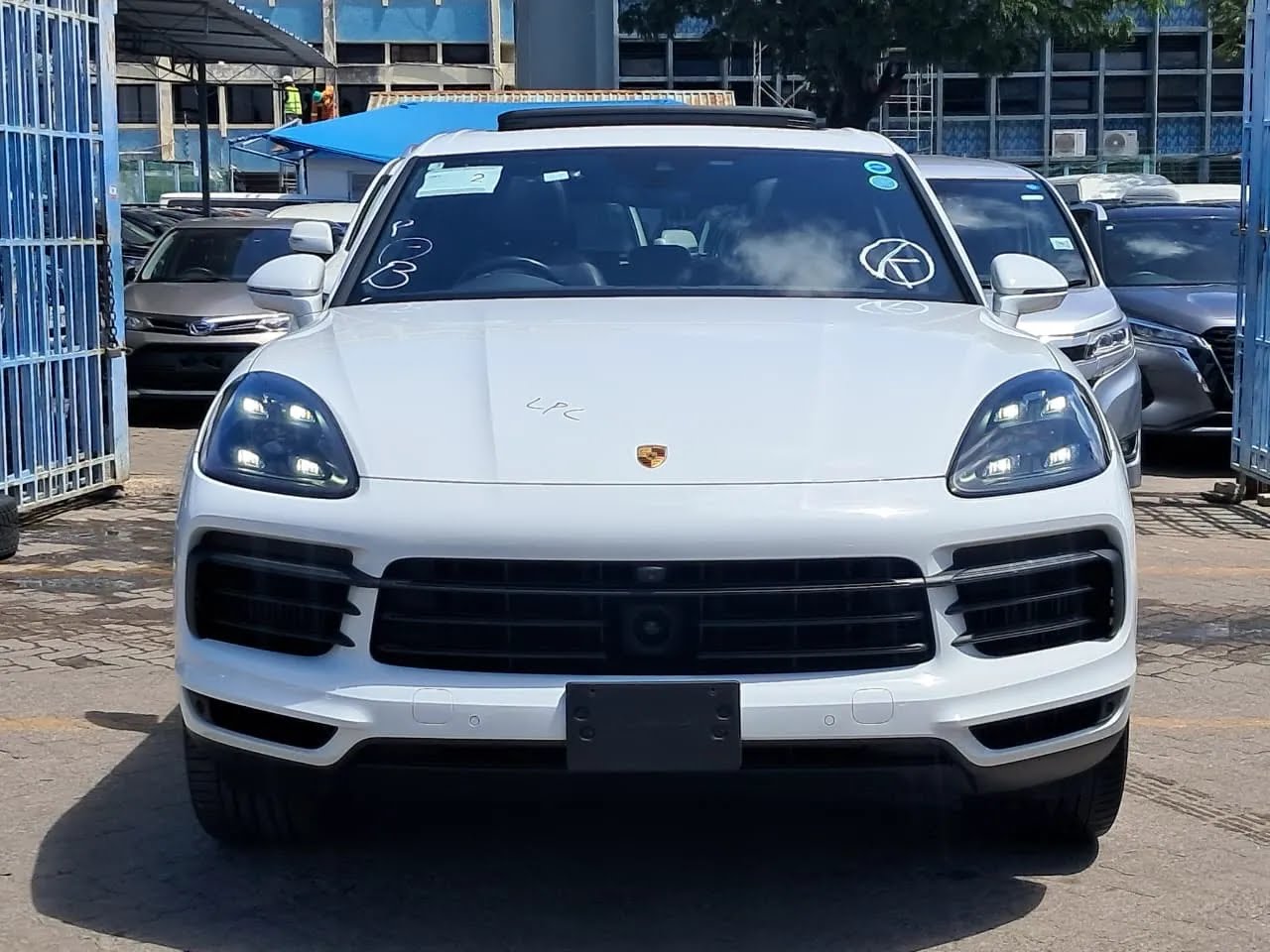 2021 Porsche Cayenne S with Panoramic Sunroof