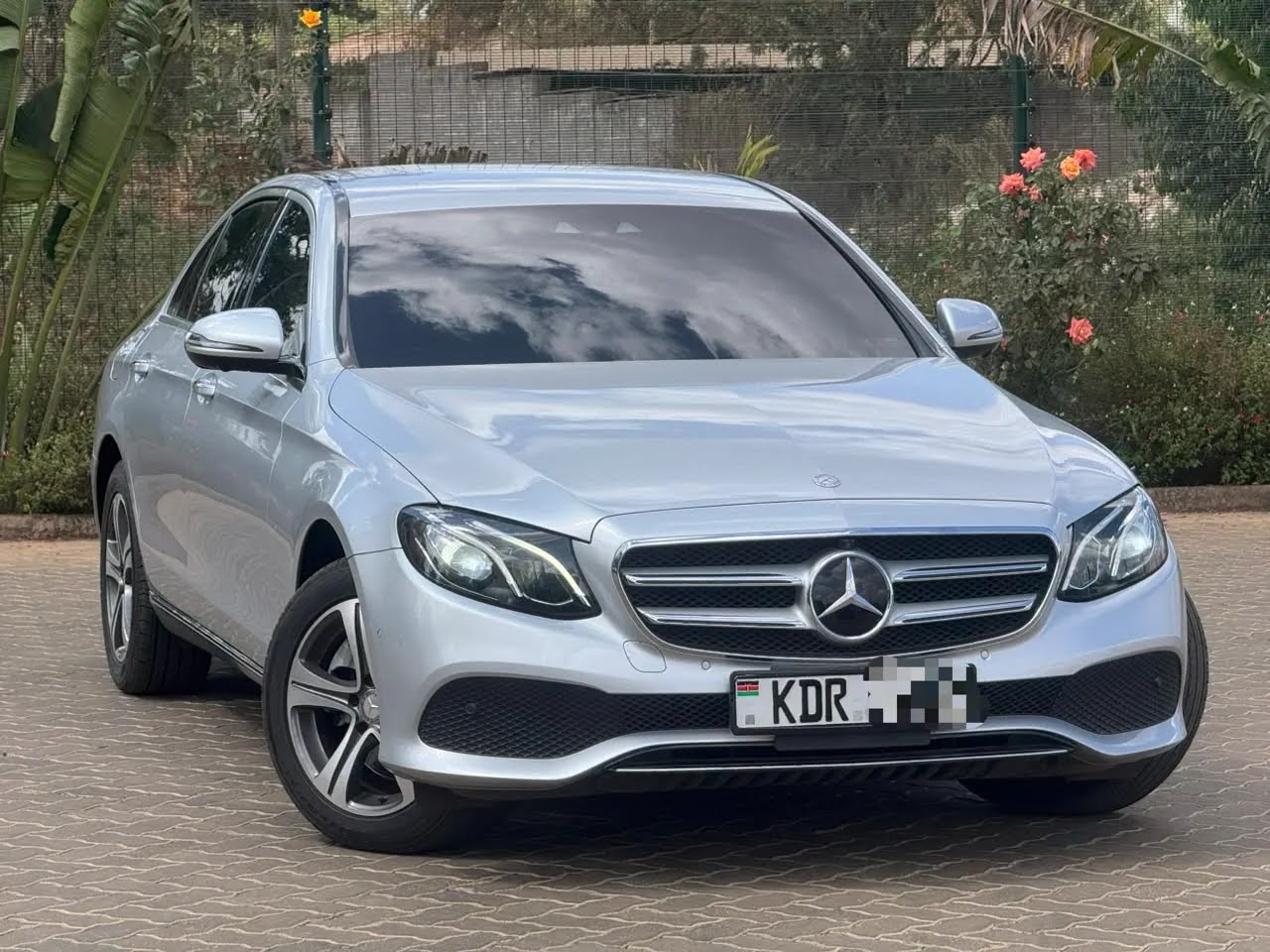 2017 Mercedes-Benz E200